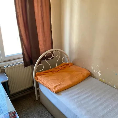 Vandrerhjem Oezlem Istanbul